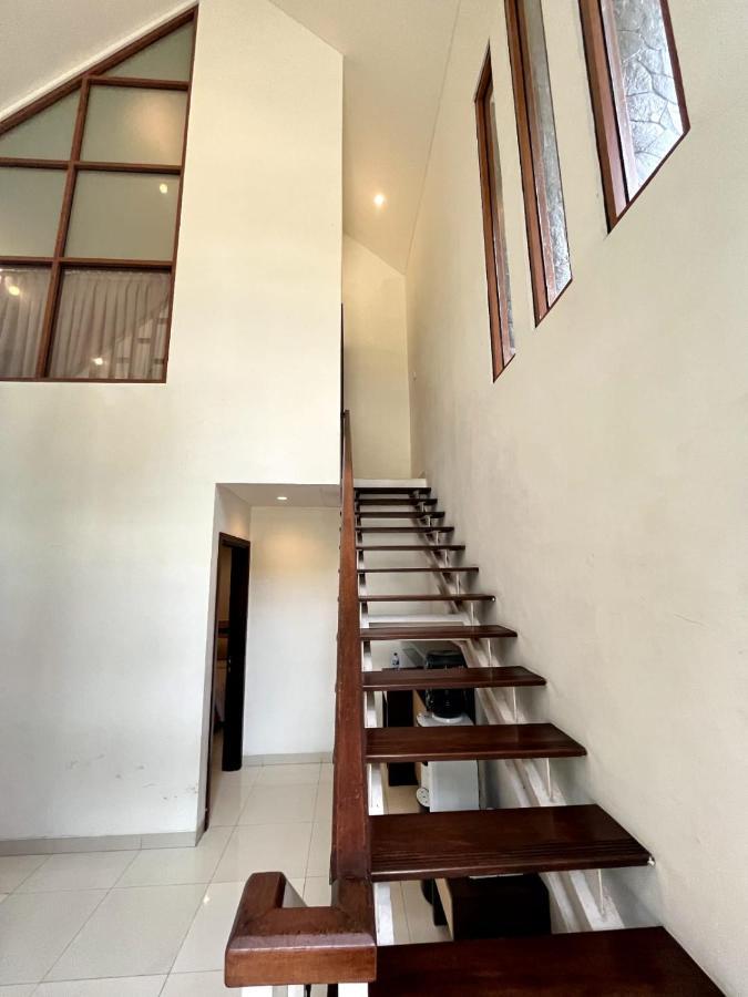 Lembah Permai Resort Sindanglaya Esterno foto
