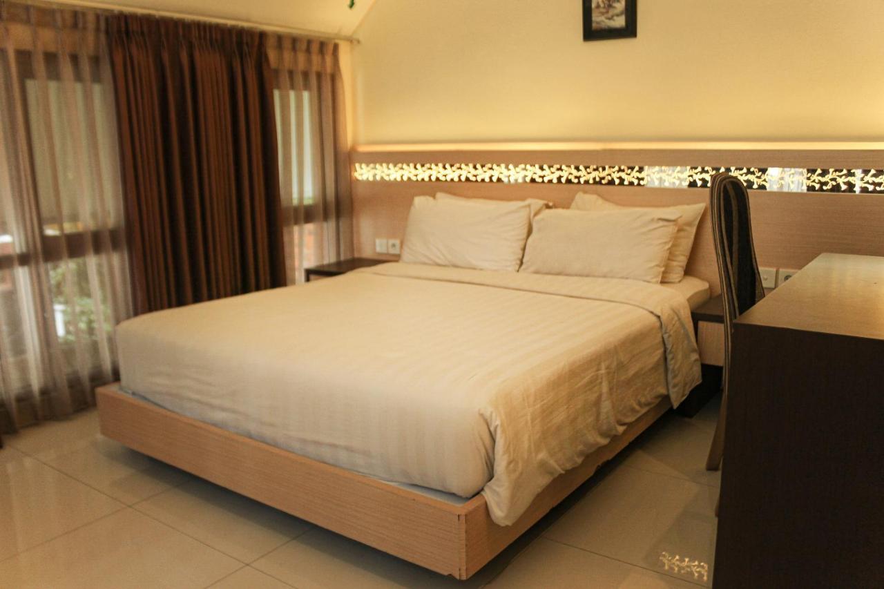 Lembah Permai Resort Sindanglaya Esterno foto